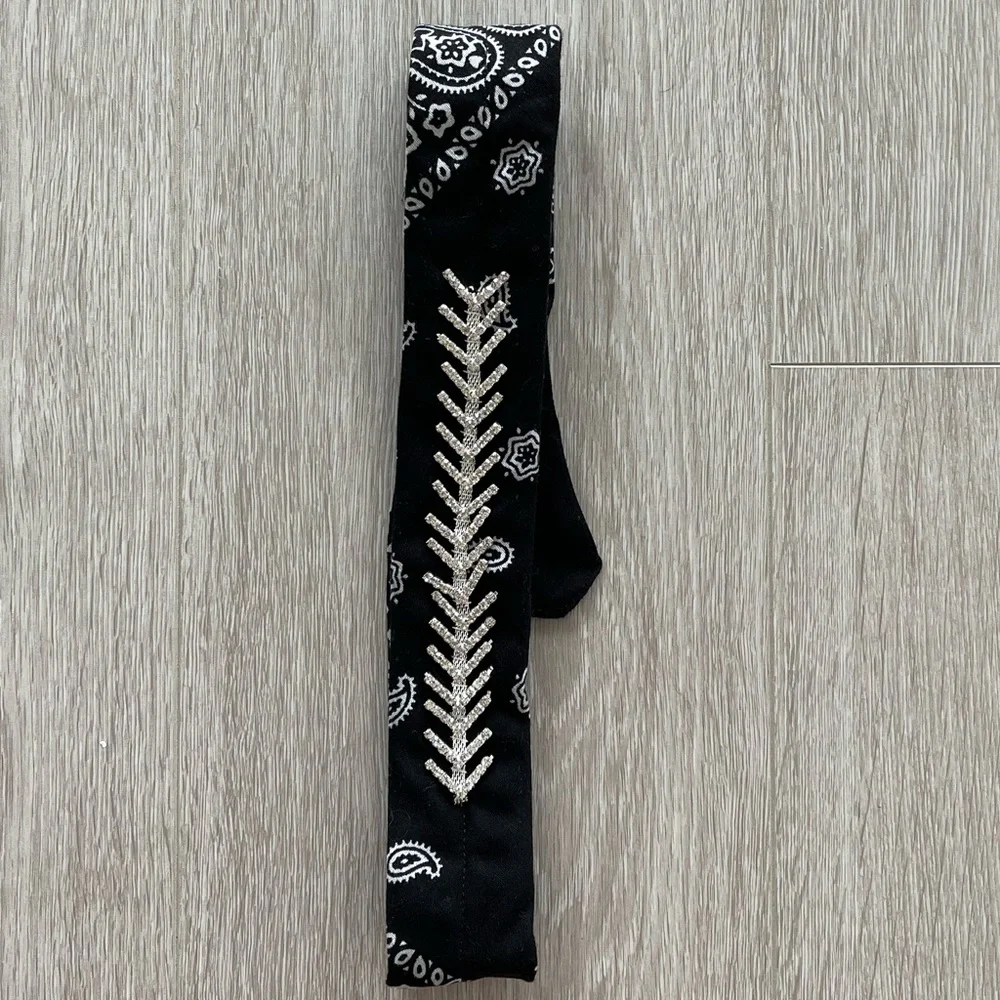 Fallon Choker - Picture 4 of 6